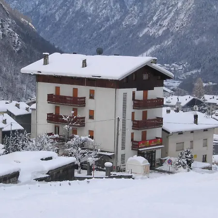 Hotel Genzianella 3*